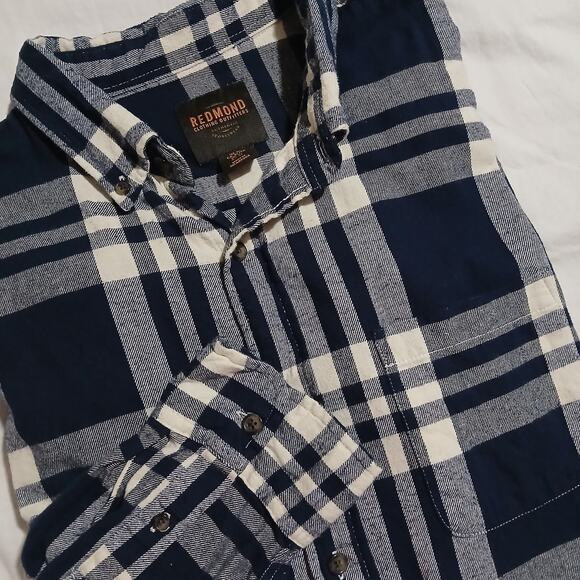 Redmond Clothing Outfitters Men's XL Blue/White Flannel 100% Cotton Button-Down - Picture 1 of 12